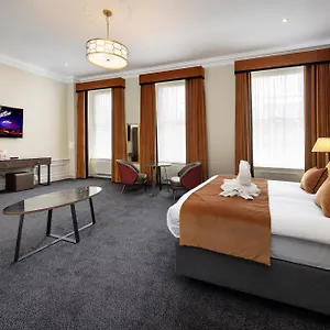 Hotel New Town