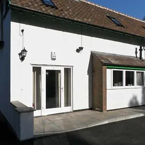 No 1 Hall Scalby (North Yorkshire)