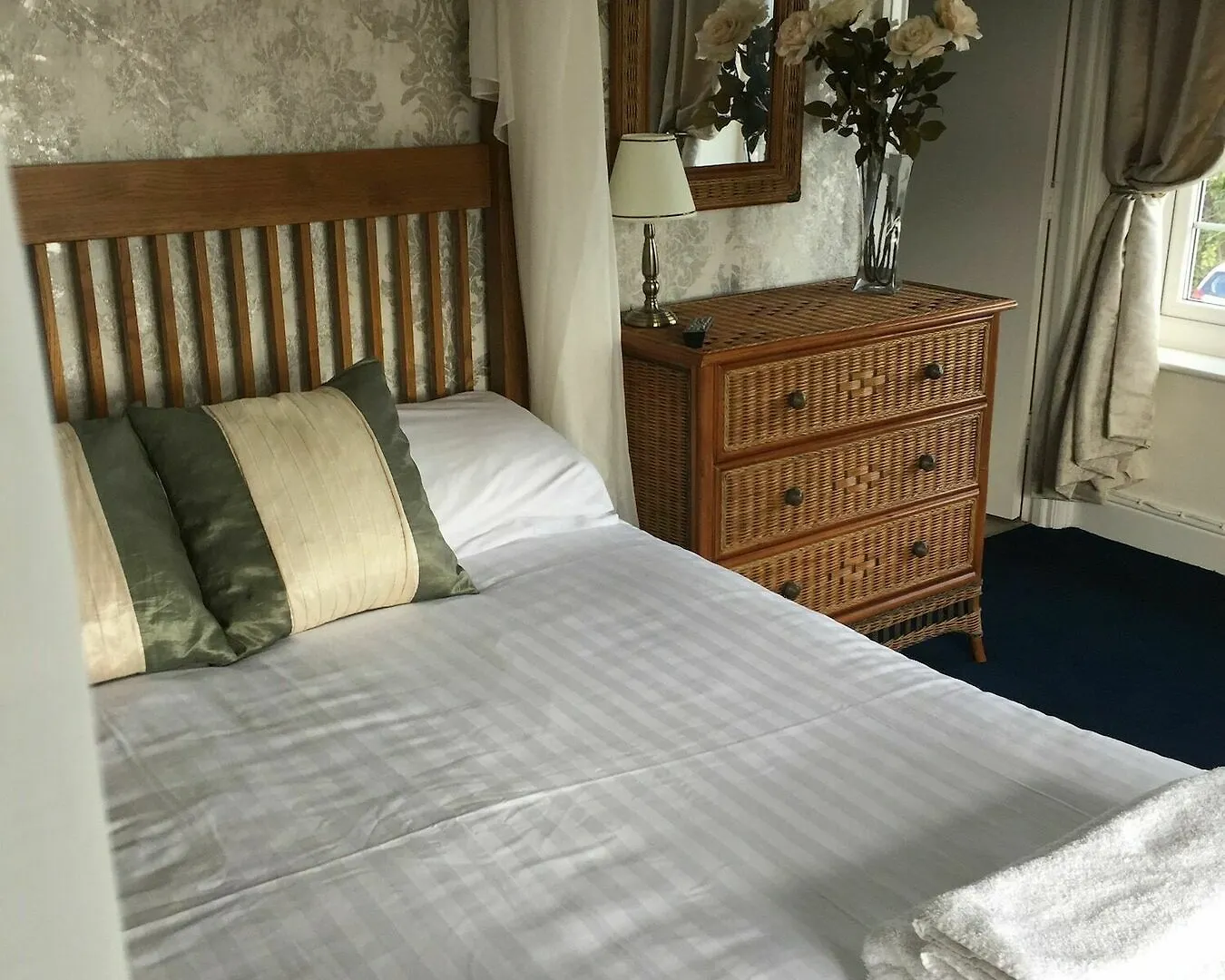 The Ivanhoe Hotel Scarborough Scalby  Bed & Breakfast